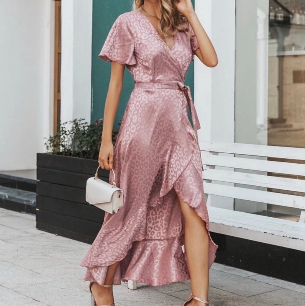Cheetah print light pink dress